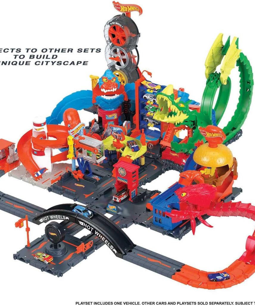 Hot Wheels City Track Pack, 10-Piece Set with 1 Die-Cast Car, Build, Race and Customize Your Hot Wheels World, Gift for Kids 4+