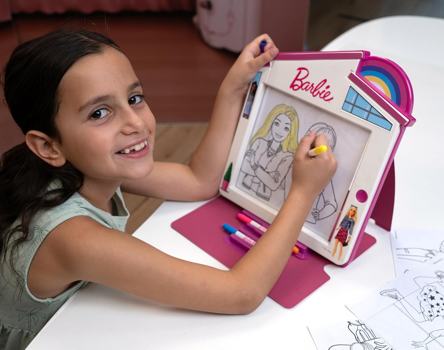 Barbie Dreamhouse Premium Glow Pad Battery Operated with Neon LED Effects, Reusable Drawing Board with Markers and Storage, Creative Art Toy for Kids, 3Y+ Years