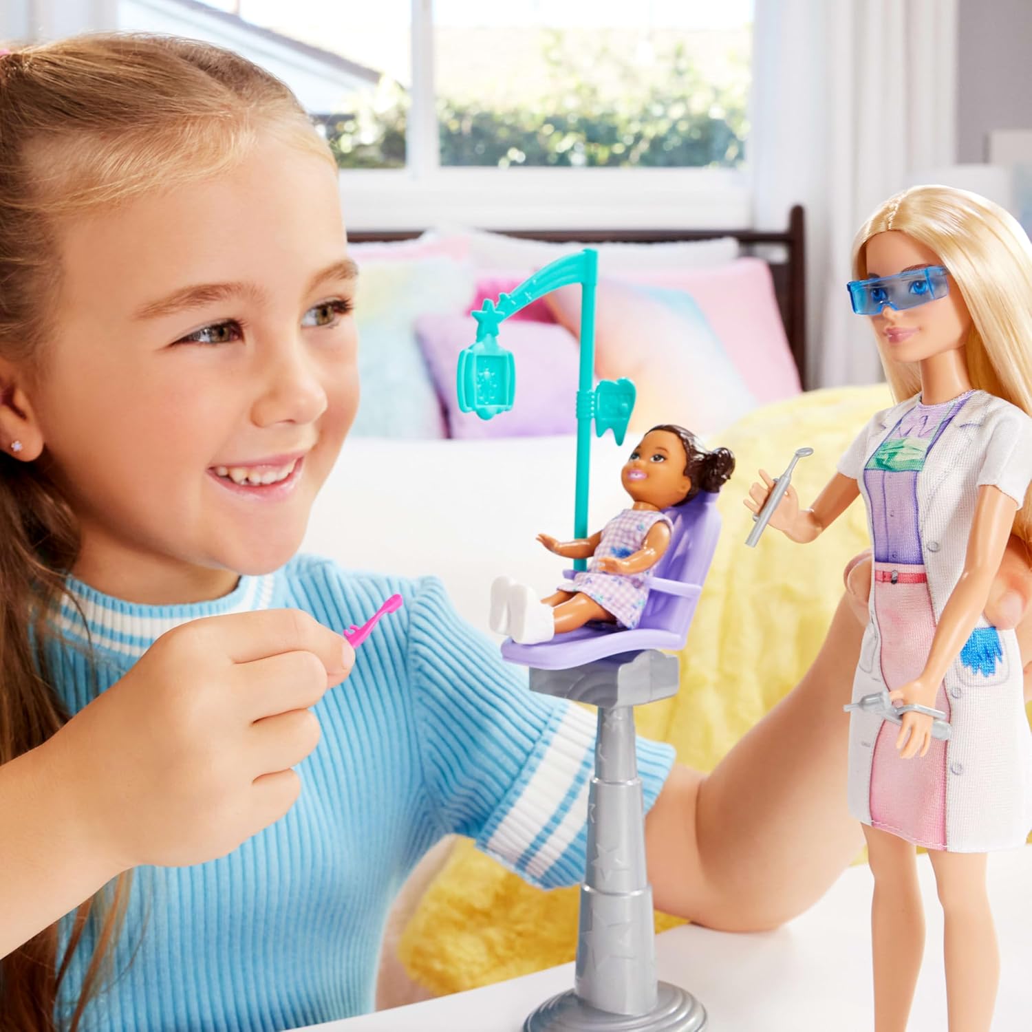 Barbie Kid Dentist Doll with Blonde Fashion Doll, Blue Dress, Lab Coat, and Medical Doctor Accessories, Career Playset for Kids 3+