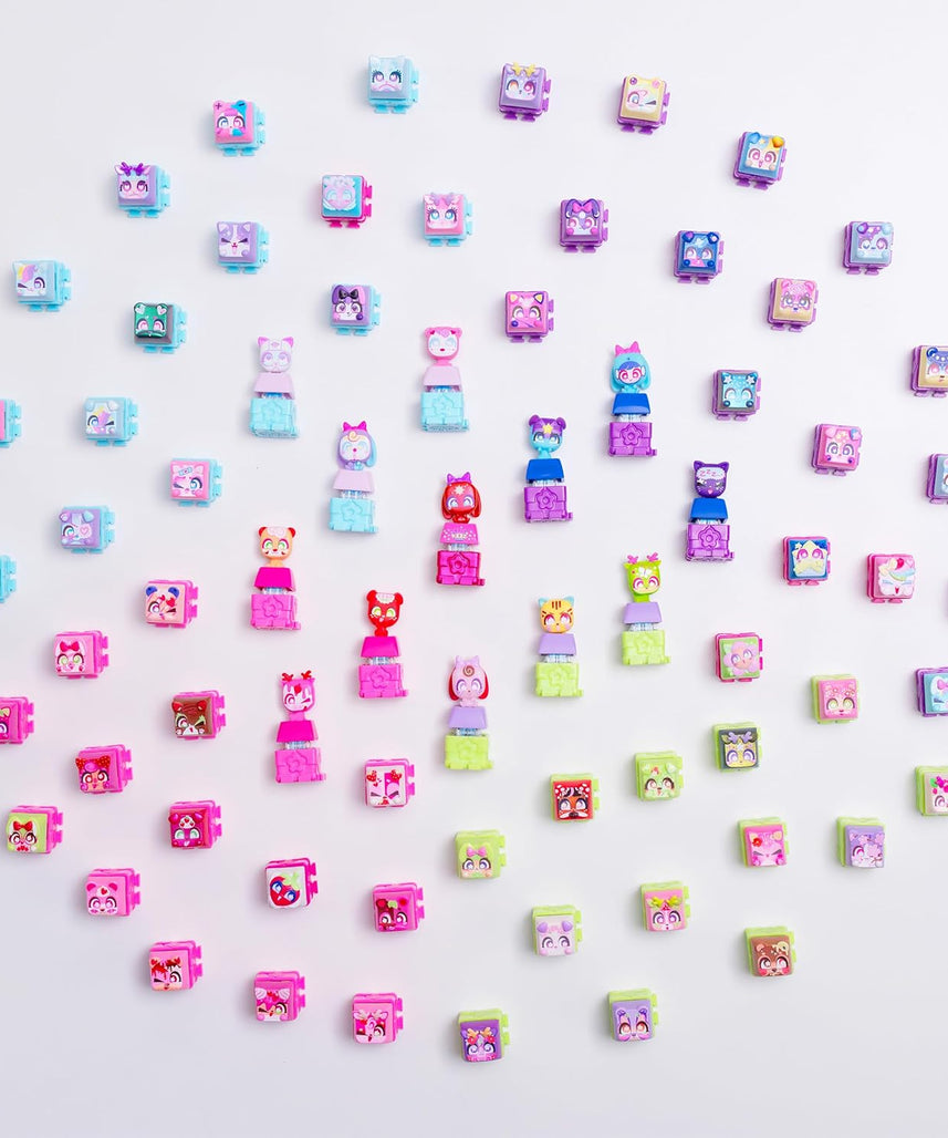 Clickeez Deluxe Keychain, Cute Collectible Keyboard Key Fidget Toy, Cube Key Caps Set with Charms for Girls and Boys 6Y+