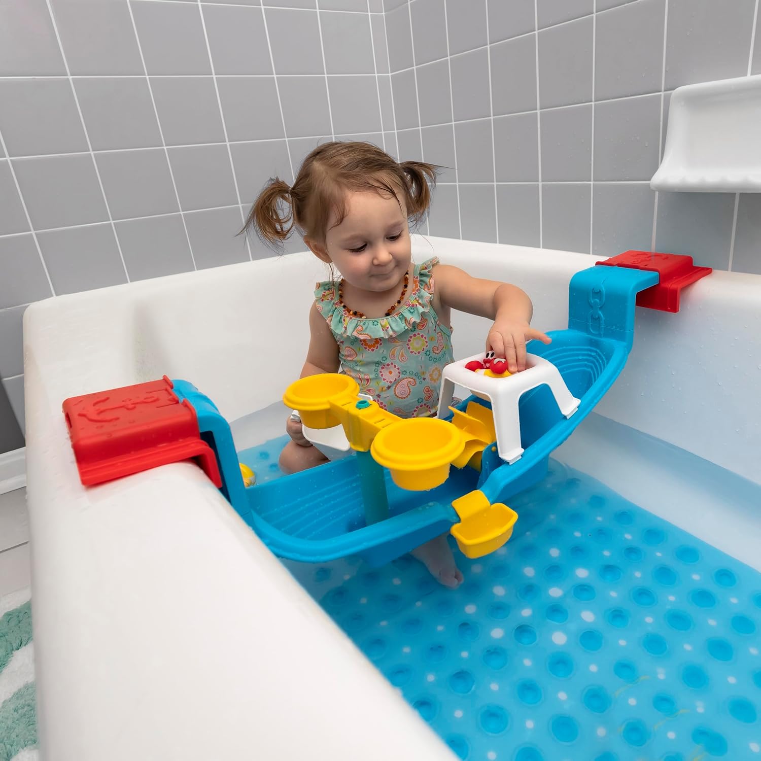 Step2 Nautical Rain Showers Bath Set for Kids, Interactive Bath Boat Water Play Toy with Floating Figures & Rain Shower Spinner, STEM Learning Bath Toy for Toddlers 2+