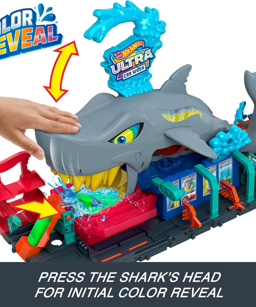 Hot Wheels Let's Race Netflix - City Shark Wash Station with 1:64 Scale Color Reveal Car, Colour Changing Function and Storage, HTN82