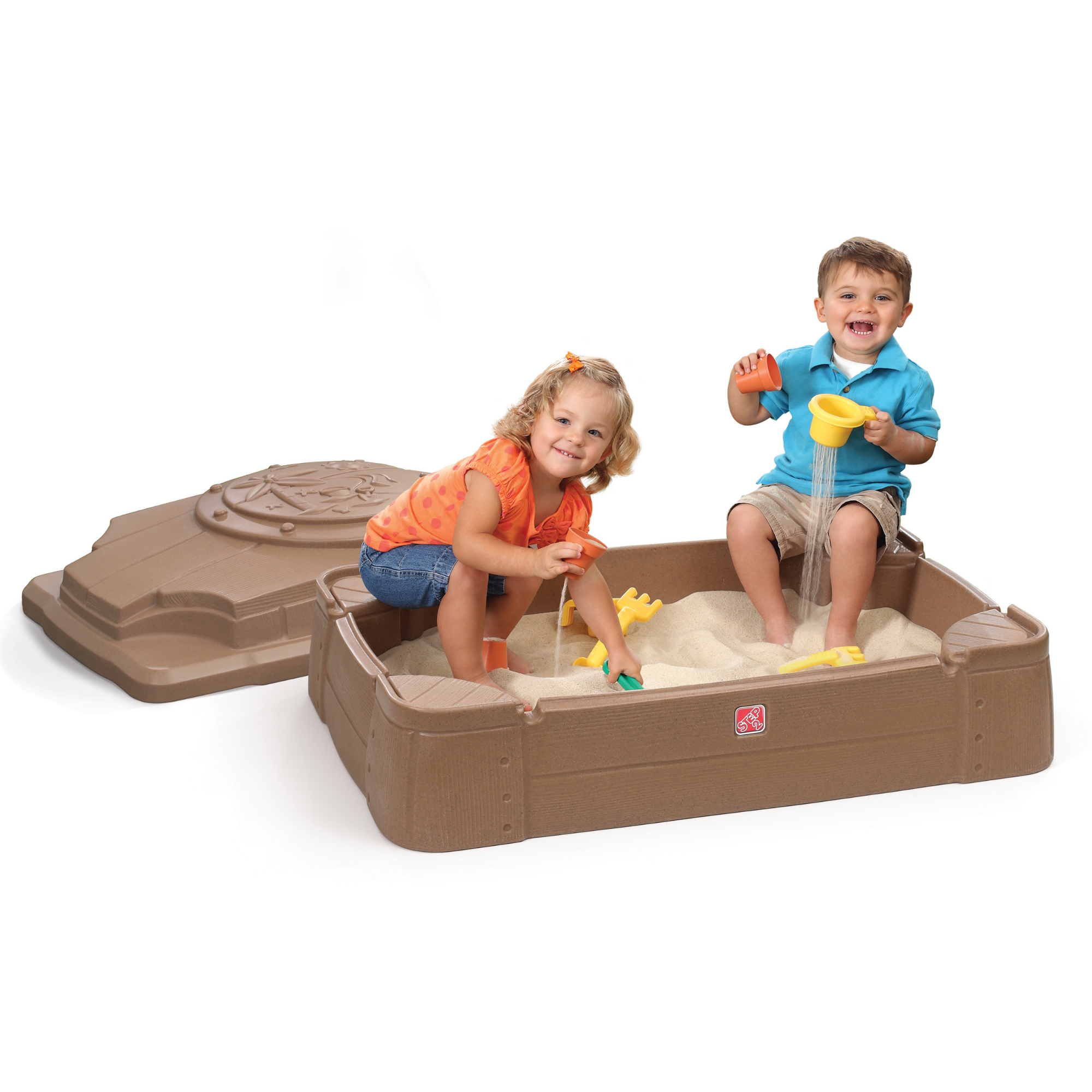 Step2 Play & Store Sandbox with Lid, Outdoor Sandpit, Sensory Play and Activity Toy with 4 Molded Seats, Backyard Garden Sandpit with 90 kg Holding Capacity, Suitable for Toddlers Aged 2+