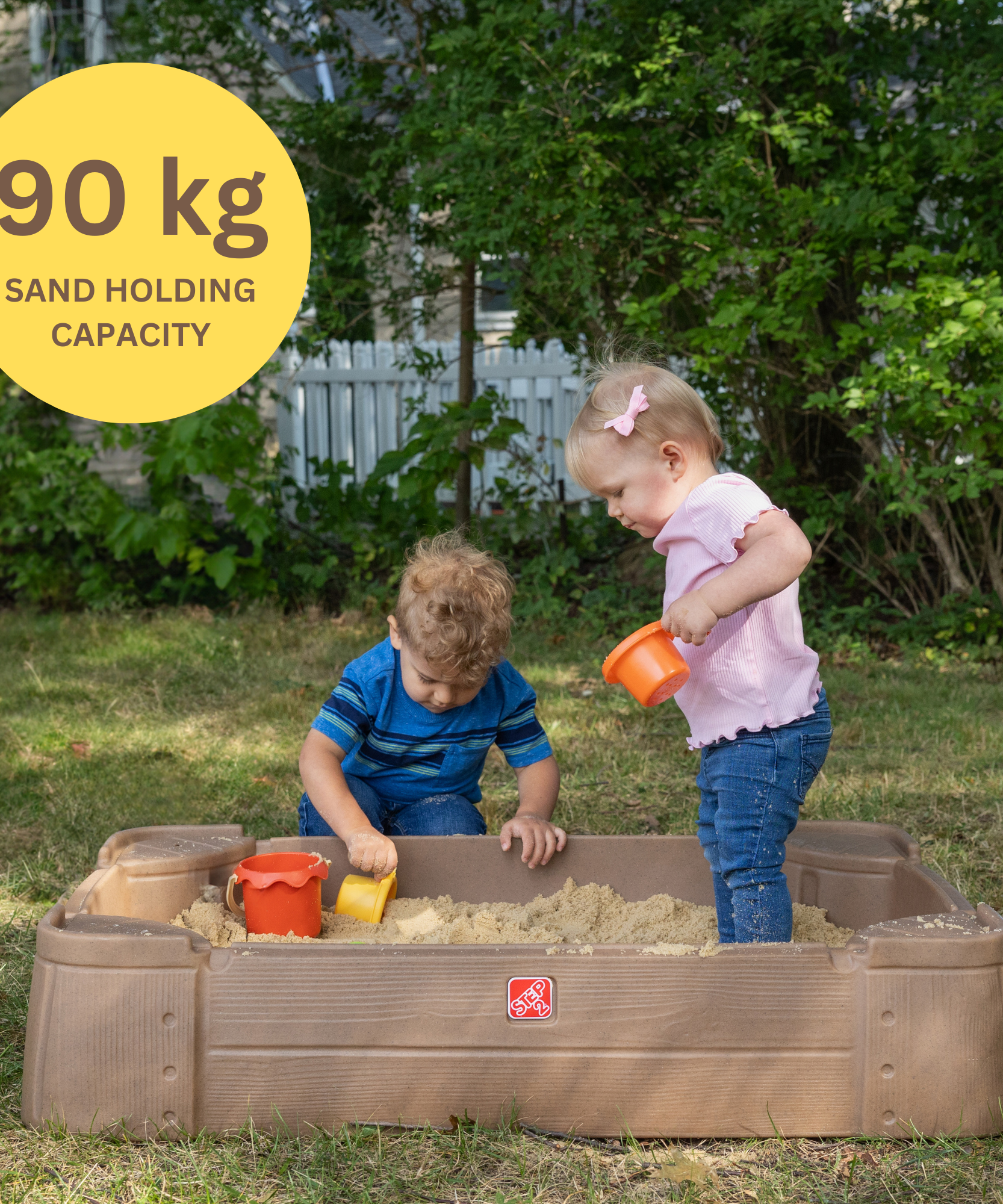 Step2 Play & Store Sandbox with Lid, Outdoor Sandpit, Sensory Play and Activity Toy with 4 Molded Seats, Backyard Garden Sandpit with 90 kg Holding Capacity, Suitable for Toddlers Aged 2+