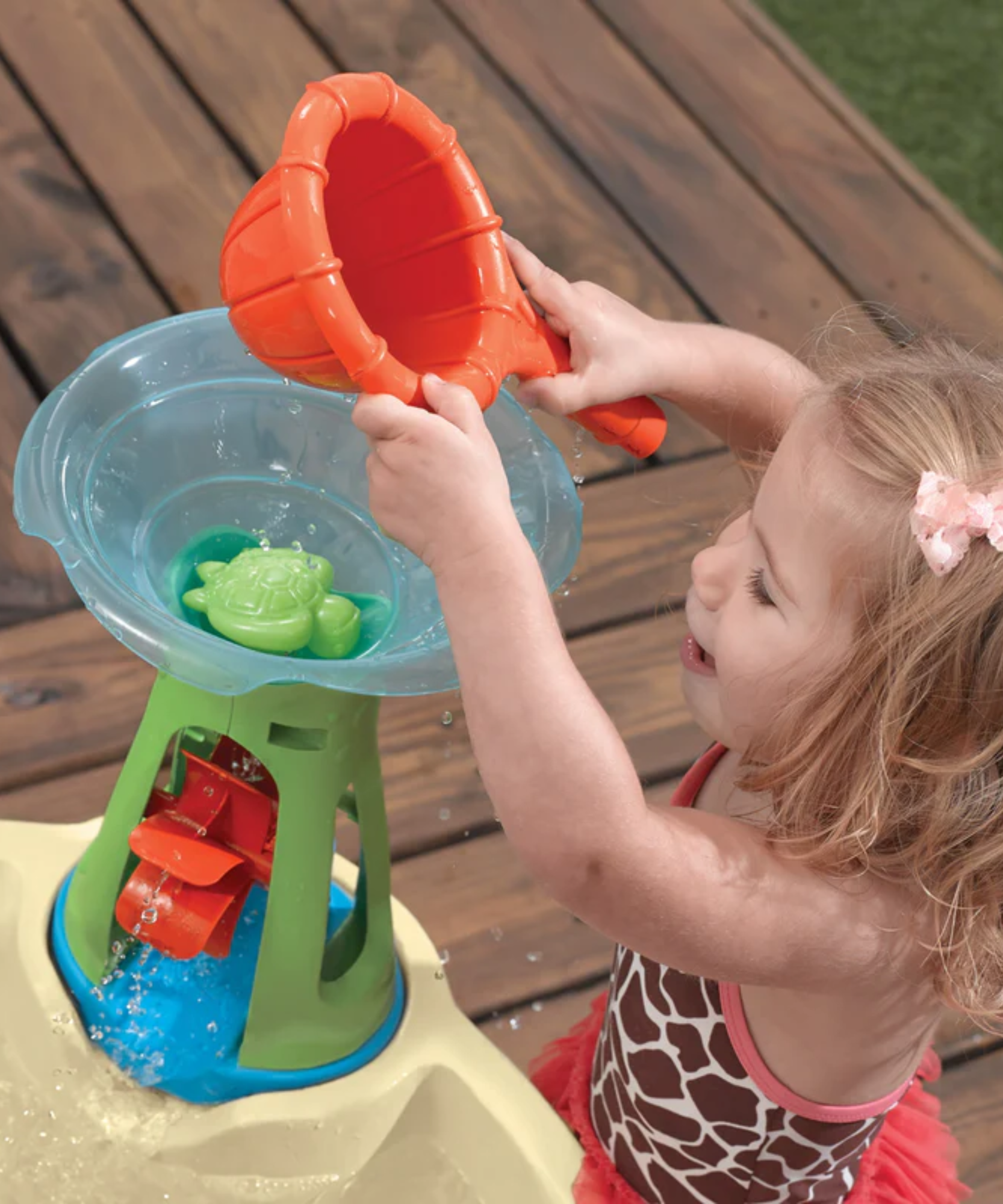 Step2 Wild Whirlpool Water Table, Indoor and Outdoor Toy Water Table with 10 Piece Accessories Include Boat and Sea Creatures, STEM Toy and Activity Centre, Suitable for Boys and Girls Aged 1+