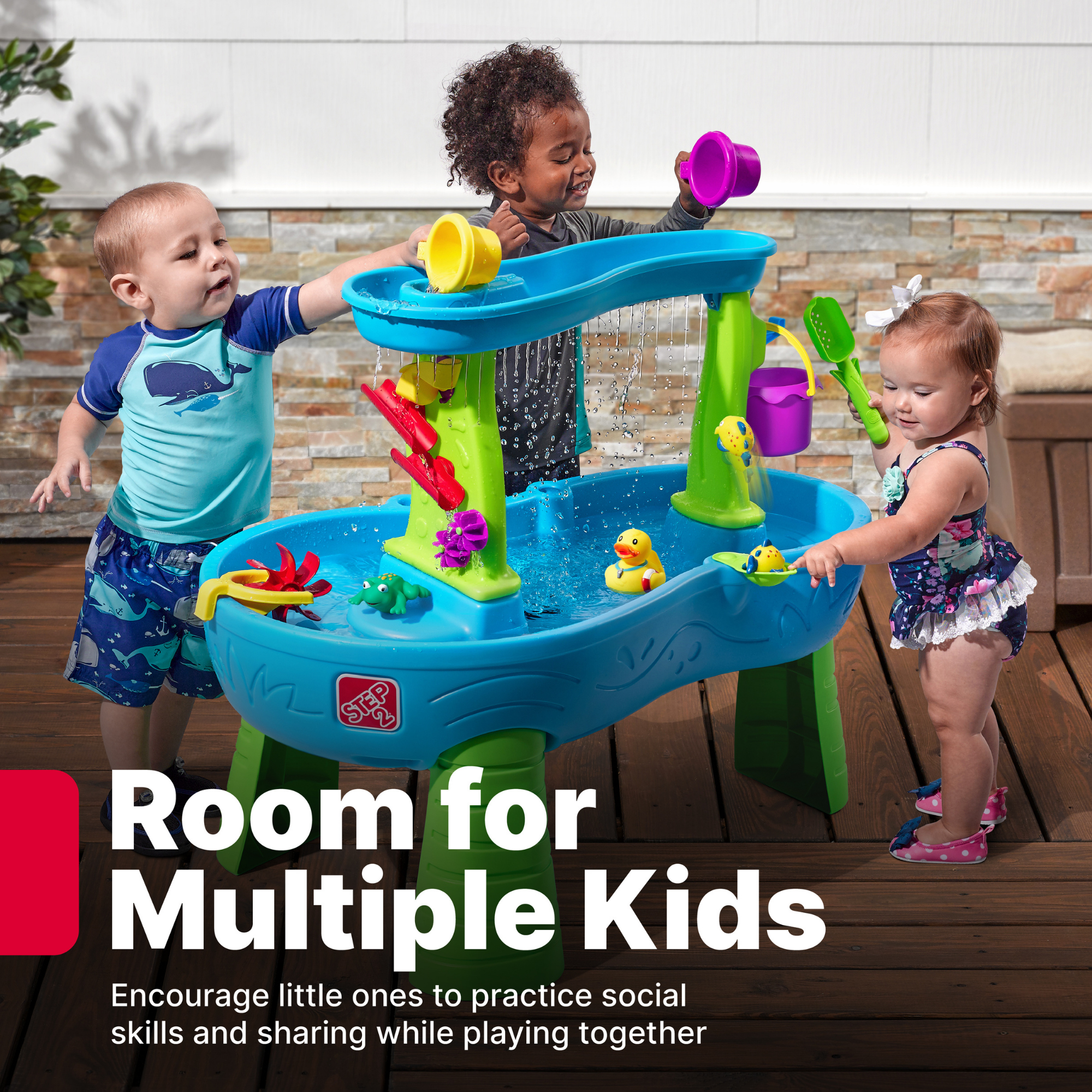 طاولة مياه ستيب 2 رين شاورز سبلاش بوند مع مظلة، طاولة مياه داخلية وخارجية، مجموعة ألعاب حسية ولعبة نشاط، جدار دش مطري، مجموعة إكسسوارات من 13 قطعة، لعبة للأطفال الصغار من عمر سنة ونصف فما فوق