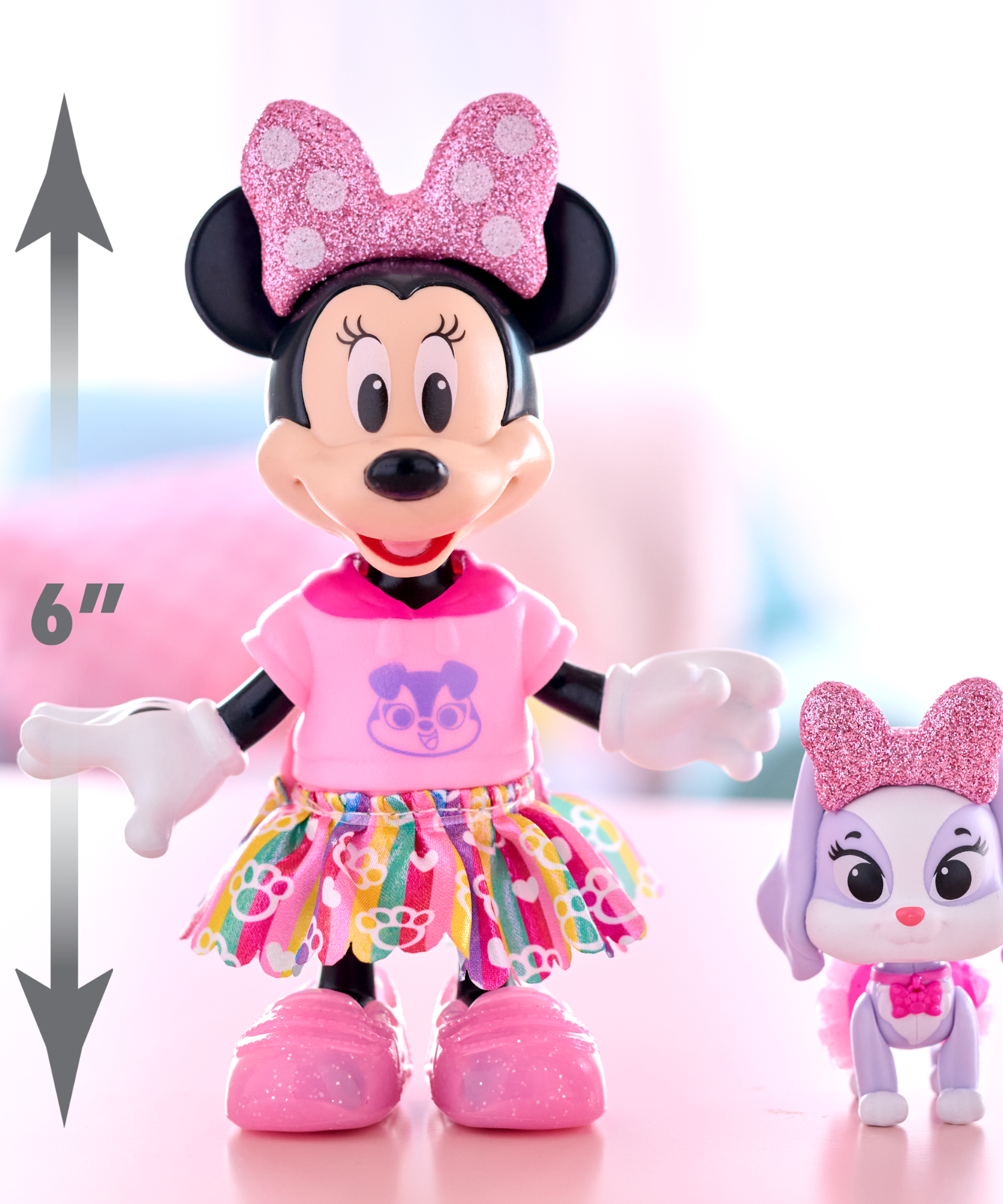 Disney Minnie Mouse Glitter and Glam Pet Fashion Set, 23-piece Doll and Accessories Set, Preschool Pretend Play Toy, Officially Licensed Kids Toy for Ages 3 & Up by Just Play