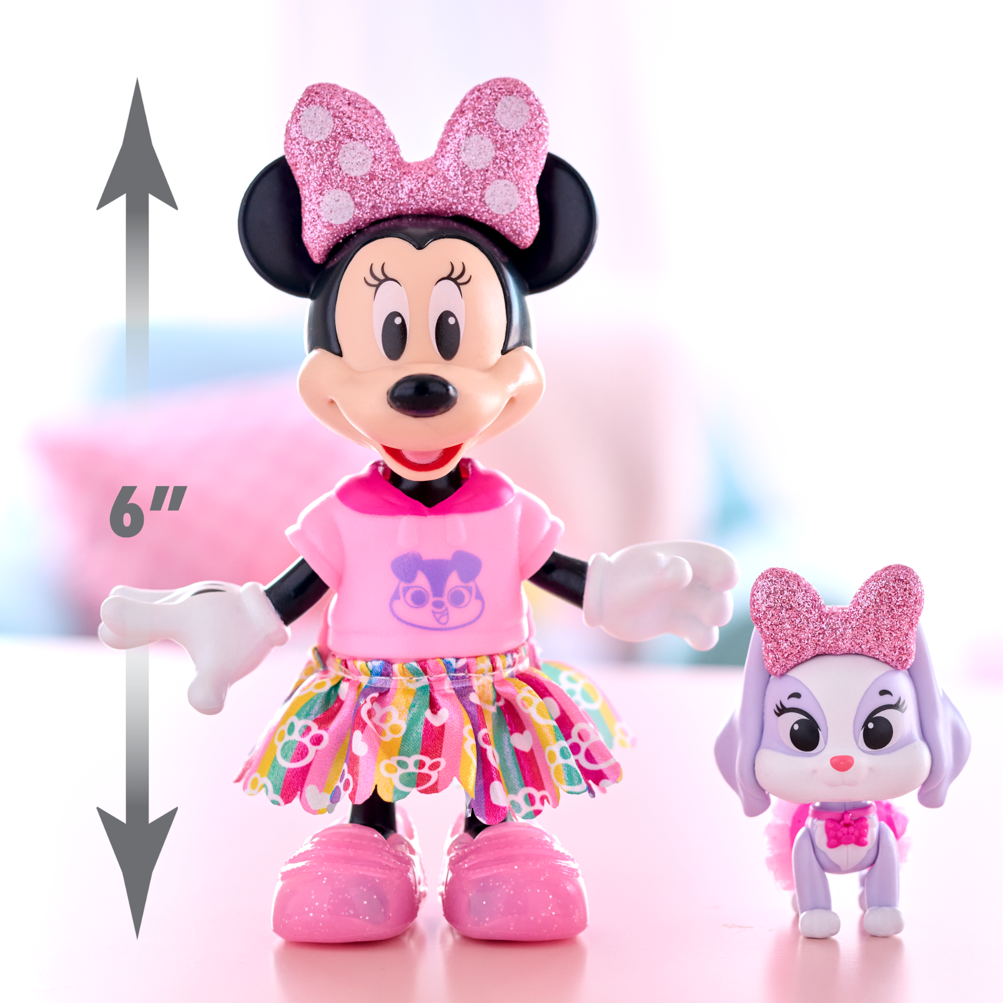 Disney Minnie Mouse Glitter and Glam Pet Fashion Set, 23-piece Doll and Accessories Set, Preschool Pretend Play Toy, Officially Licensed Kids Toy for Ages 3 & Up by Just Play