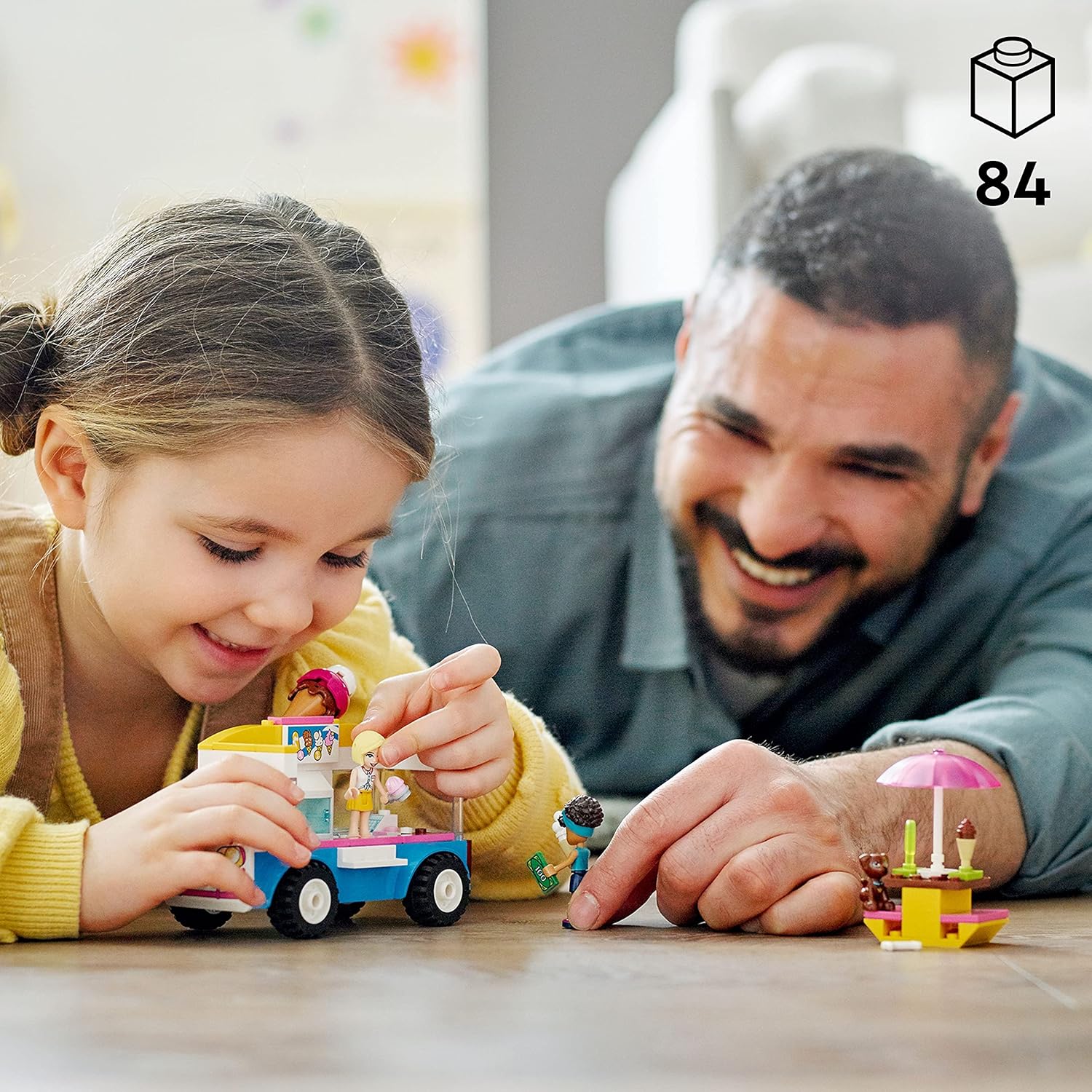 مجموعة بناء شاحنة الآيس كريم 41715 من ليجو فريندز، 84 قطعة مع دميتي أندريا وروكسي الصغيرتين، وشخصية كلب وملحقاتها، لعبة تظاهر للأطفال من سن 4 سنوات فما فوق