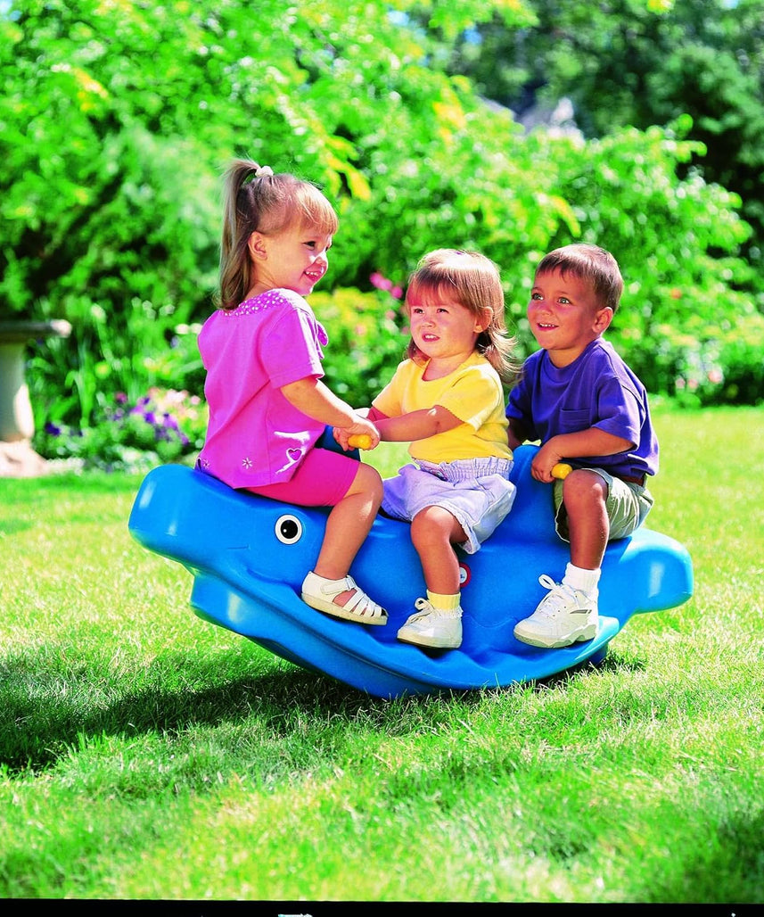 Little Tikes Whale Teeter Totter Seesaw for Toddlers, Indoor and Outdoor Rocking Toy, Seats Up to 3 Children, Stable Plastic Design, 18 Months+