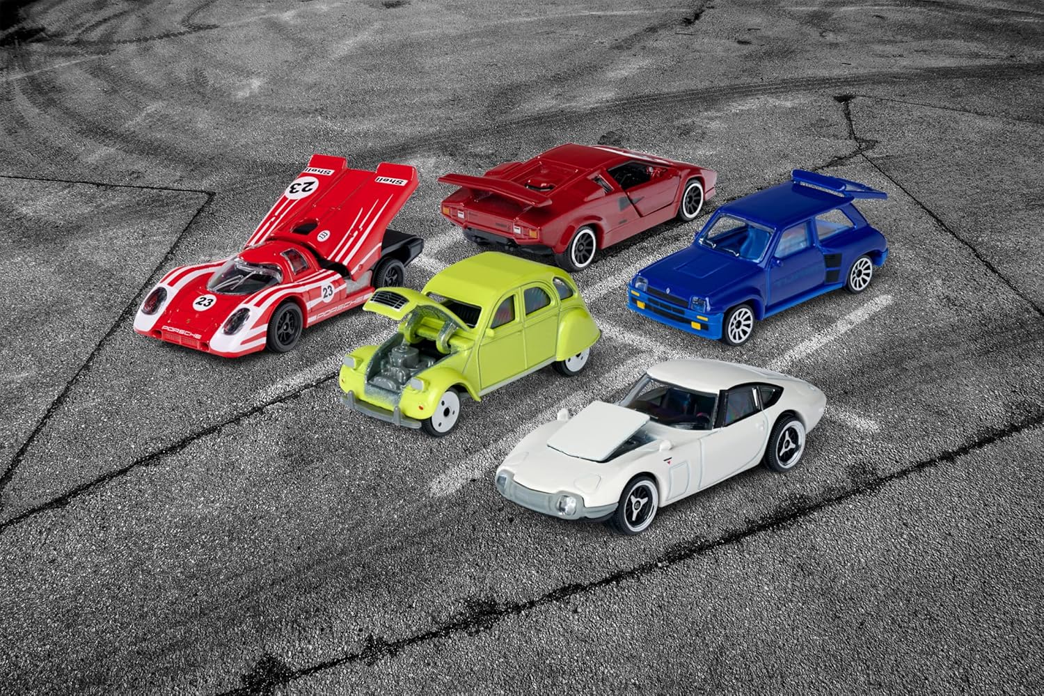Majorette Vintage Autos 5-Piece Set – Ford Mustang, Porsche 934, Renault Alpine A110, VW Beetle & VW T1, Die-Cast Collectible Toy Cars for Kids & Collectors