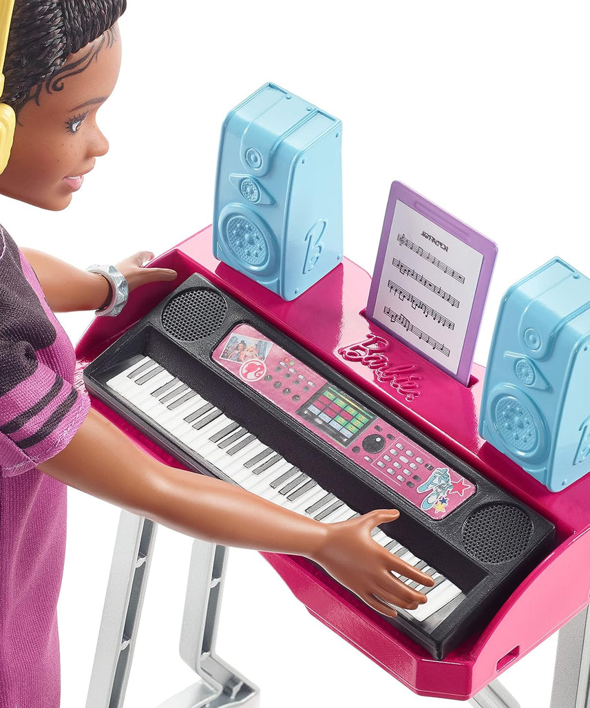 Barbie Big City Big Dreams Brooklyn Roberts Doll Music Studio Playset with Keyboard Accessories for Kids Ages 3 and Up
