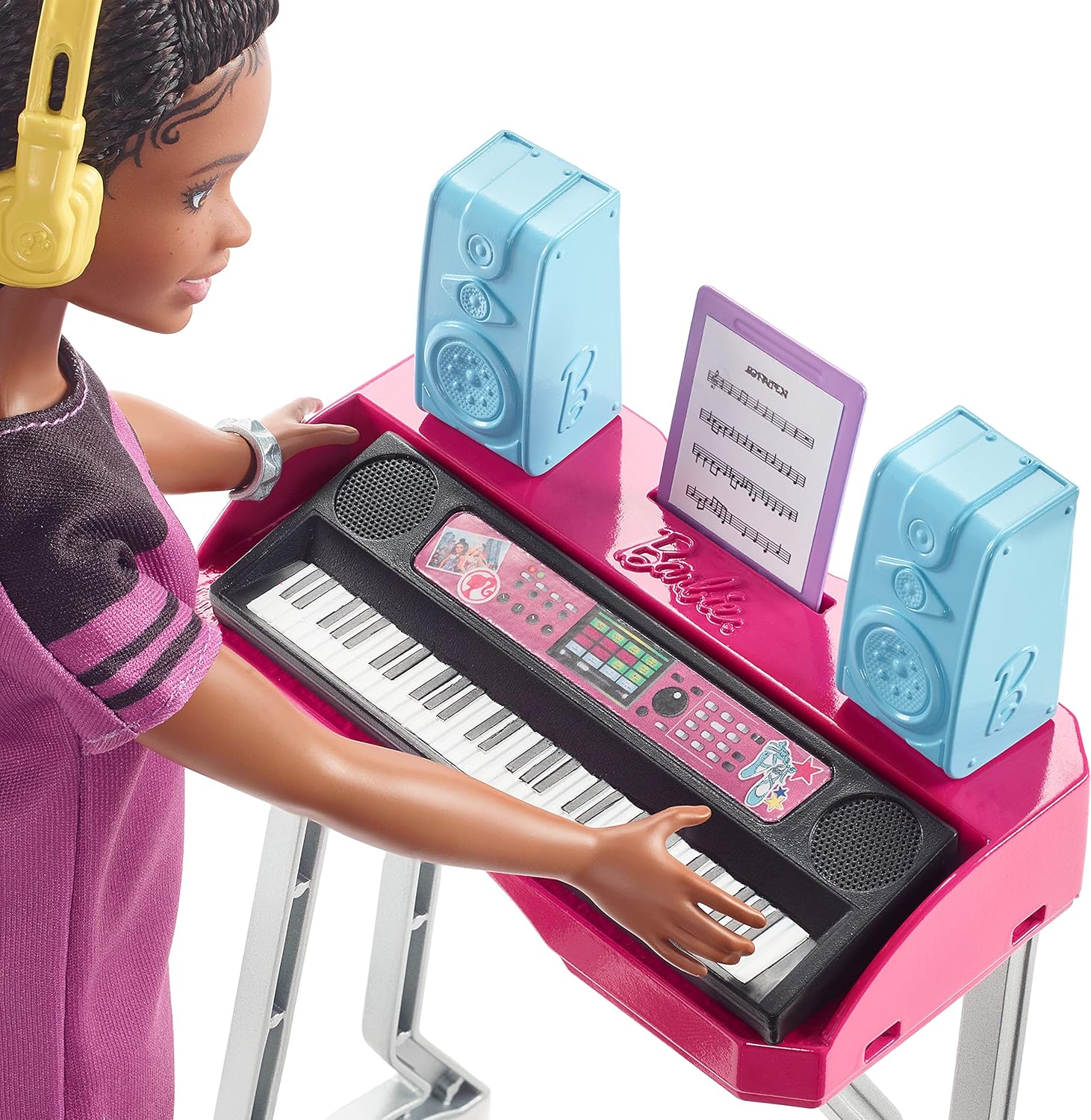 Barbie Big City Big Dreams Brooklyn Roberts Doll Music Studio Playset with Keyboard Accessories for Kids Ages 3 and Up