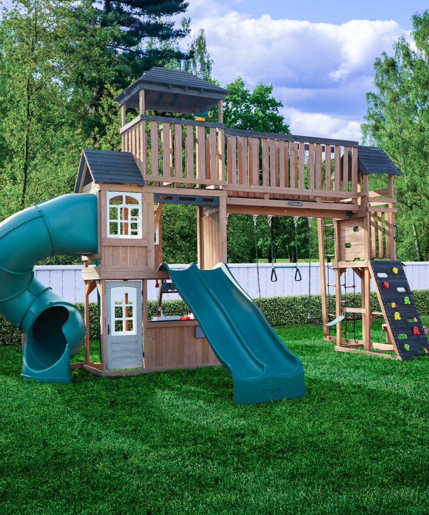 KidKraft Treetop Observatory Wooden Swing Set / Playset – Deluxe Outdoor Clubhouse with Slides, Swings, Crow’s Nest, and Kitchen for Kids Age 3-10 Years