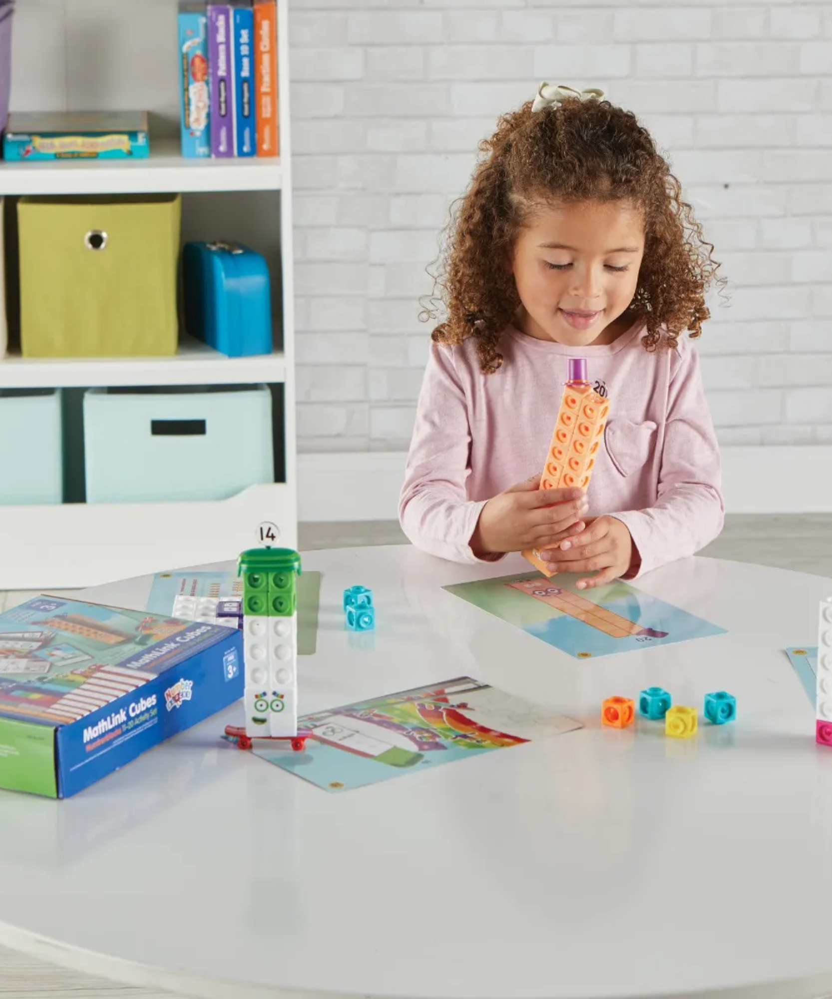مجموعة أنشطة MathLink Cubes Numberblocks 11-20 من Learning Resources، لبناء مكعبات الأرقام، واستكشاف مهارات الرياضيات المبكرة، و30 نشاطًا ممتعًا، وتتضمن ملحقات وبطاقات شخصيات والمزيد