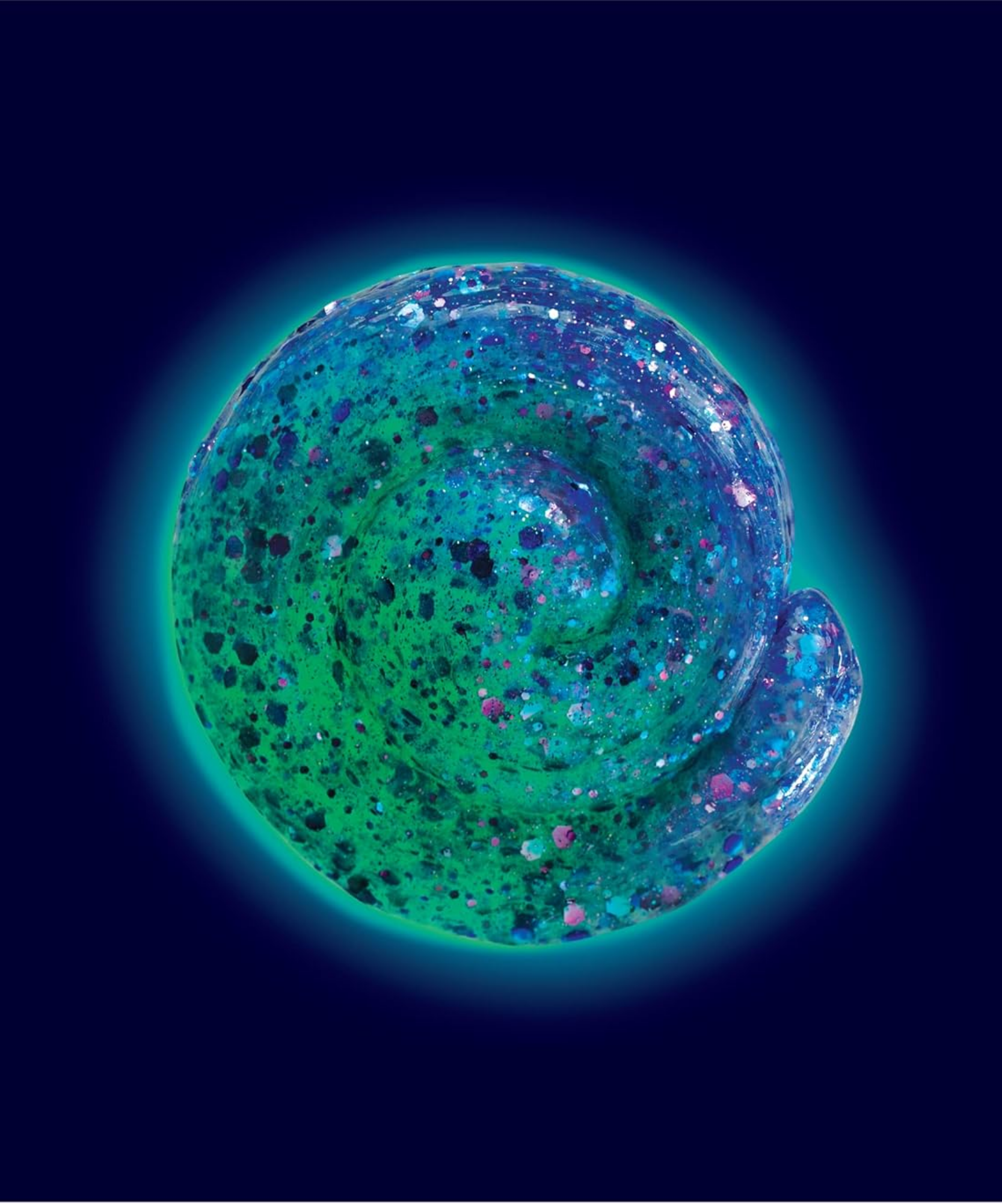 معجون التفكير المضيء في الظلام من Crazy Aaron's Mermaid Tale، علبة 4 بوصات مع 90 جرامًا من معجون اللعب الحسي غير السام الذي لا يجف أبدًا، لعبة فيدجيت إبداعية ناعمة الملمس للأولاد والبنات من سن 3 سنوات فما فوق