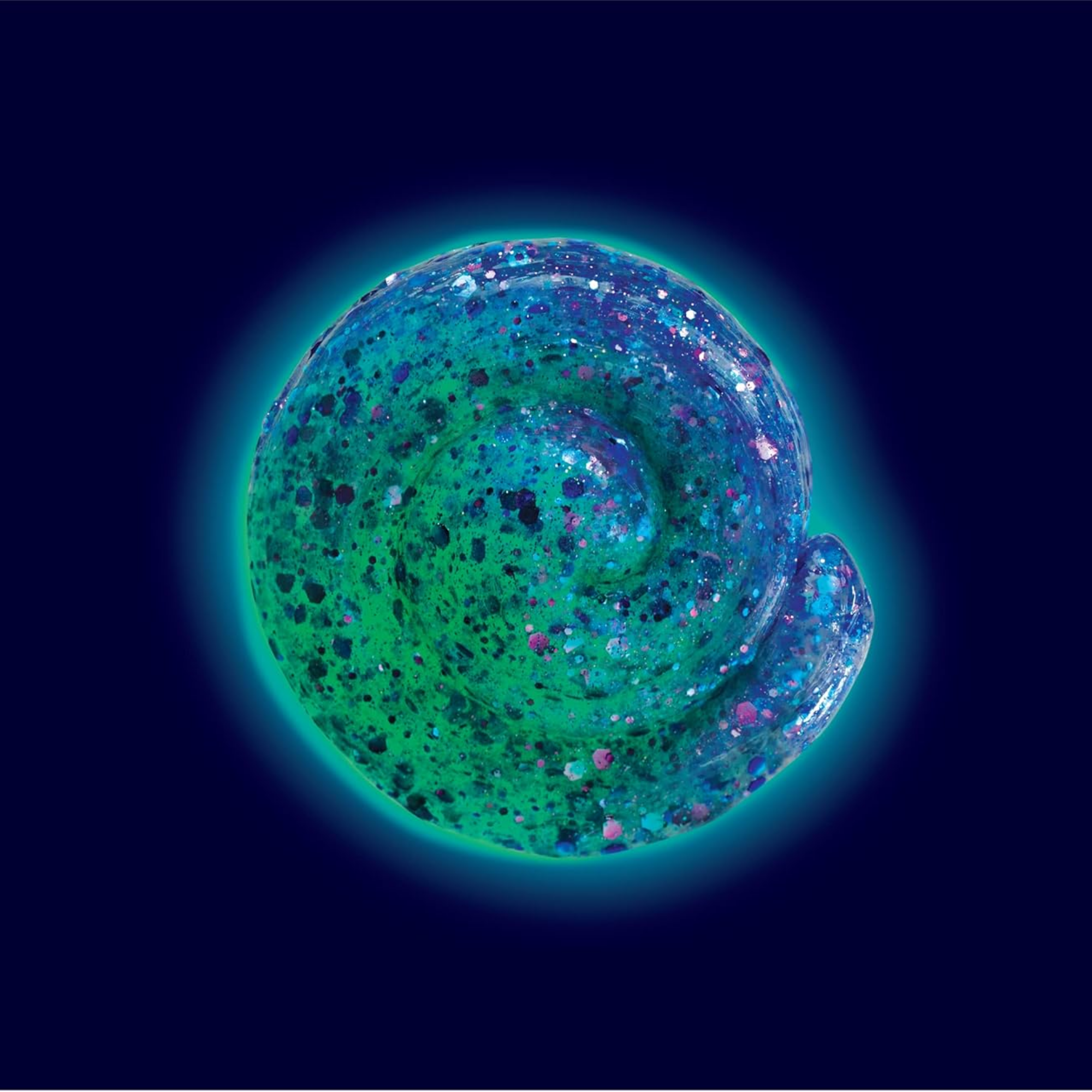 معجون التفكير المضيء في الظلام من Crazy Aaron's Mermaid Tale، علبة 4 بوصات مع 90 جرامًا من معجون اللعب الحسي غير السام الذي لا يجف أبدًا، لعبة فيدجيت إبداعية ناعمة الملمس للأولاد والبنات من سن 3 سنوات فما فوق