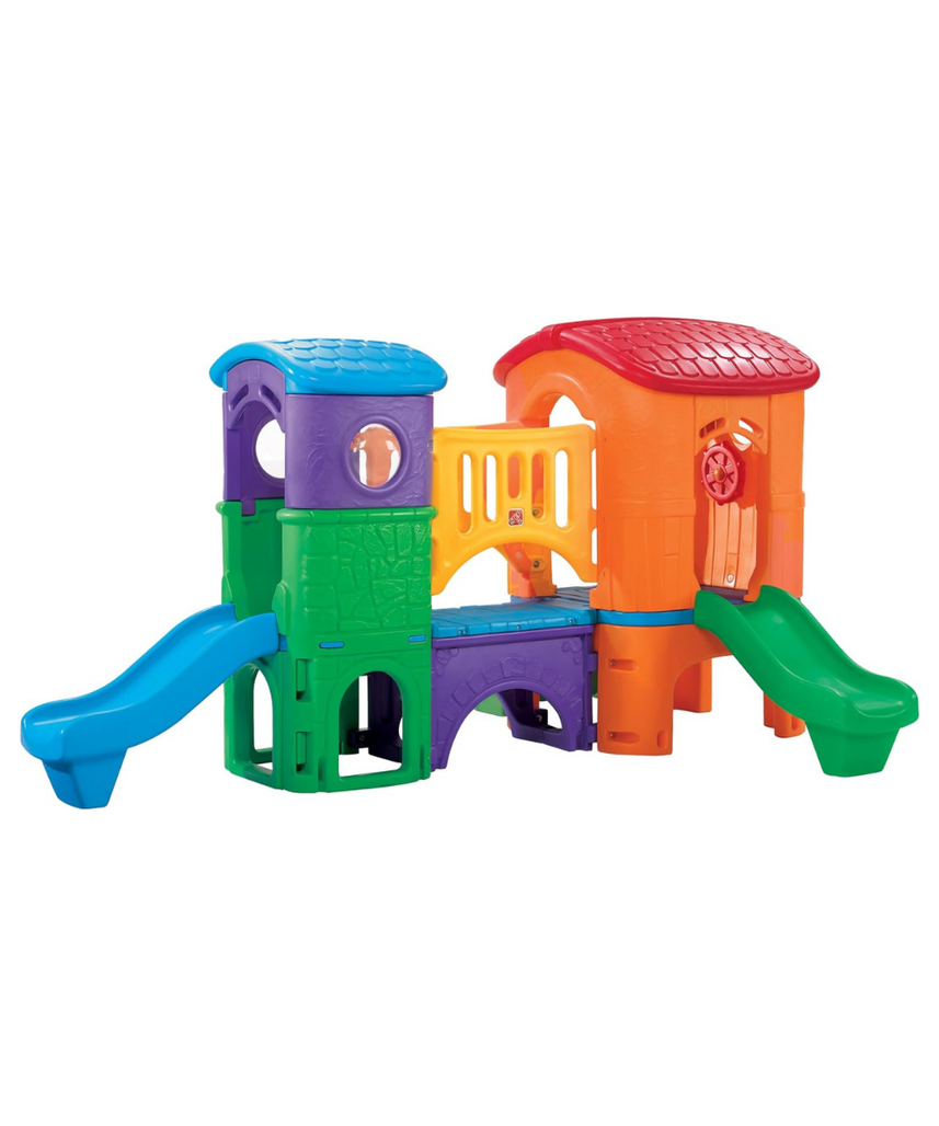 مجموعة ألعاب خارجية للأطفال من ستيب2 كلوب هاوس كلايمبر (برايتس) من عمر سنتين إلى ست سنوات، مزودة بمنزلقات مزدوجة، وسلّم تسلق، ونفق زحف، وبرج مراقبة، ومجموعات ألعاب ومعدات ملعب.