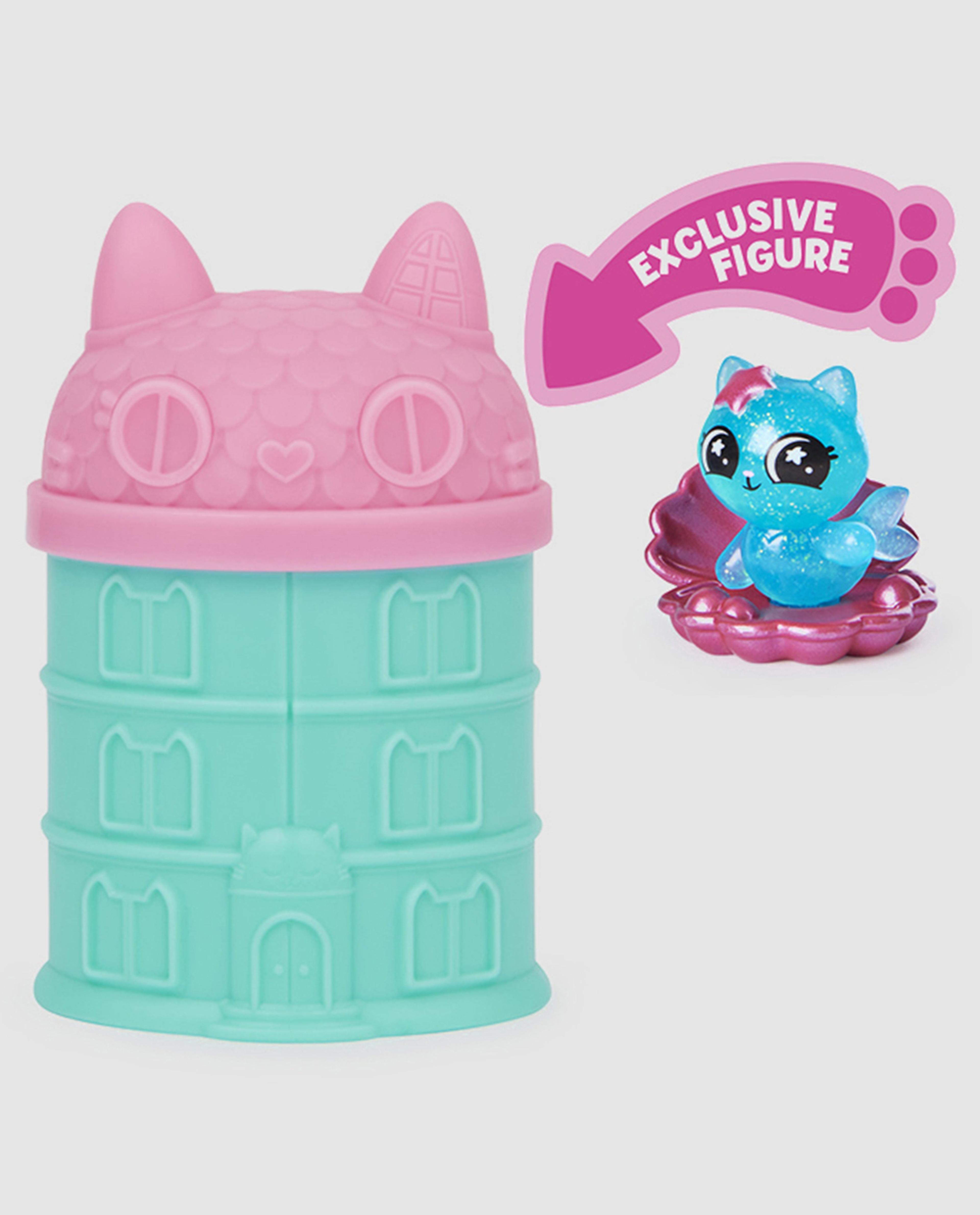 تشكيلة شخصيات بيت الدمى غابي المفاجئة، شخصيات صغيرة قابلة للتجميع، كبسولة ألعاب مفاجئة غامضة للأطفال، ألعاب بيت الدمى غابي الرسمية للأعمار من 3 سنوات فما فوق