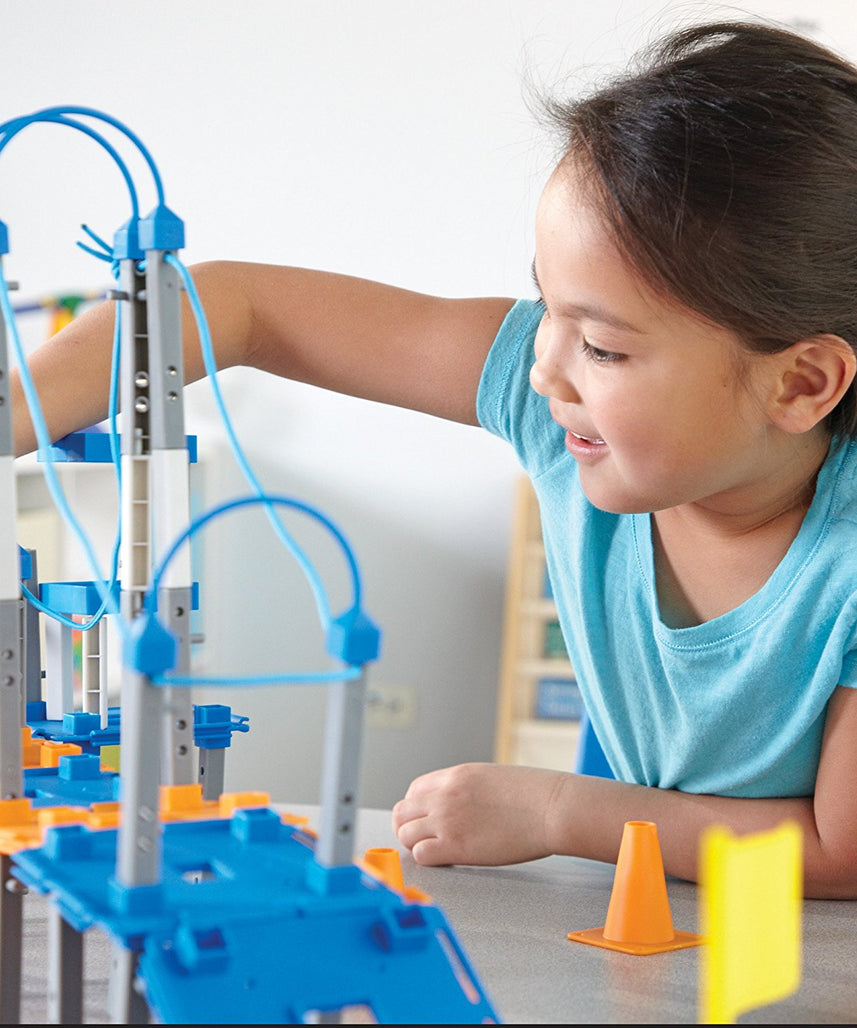 Learning Resources City Engineering & Design Building Set, Hands-On STEM & STEAM Construction Kit for Kids, Encourages Early Engineering & Creative Problem-Solving, 100 Pieces & 10 Activity Cards, Ages 5+