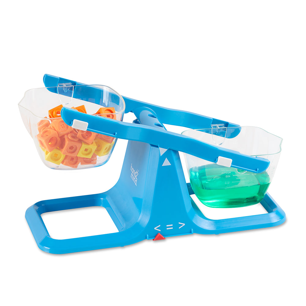 ميزان دلو قابل للتركيب من Learning Resources، ميزان صغير للرياضيات والعلوم للأطفال، دلاء شفافة سعة 500 مل، استكشاف الوزن والحجم والتكافؤ، للأعمار من 3 سنوات فما فوق