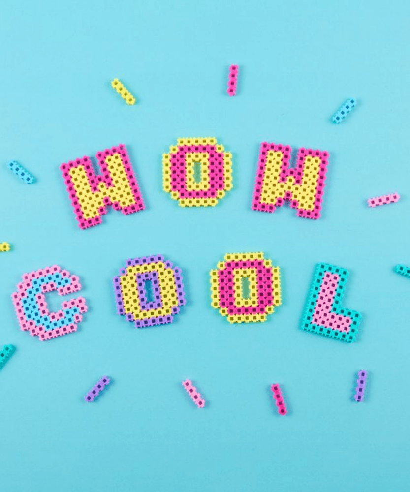 خيارات الشخصيات Simbrix Connect &amp; Wow Alphabrix Pack مع أكثر من 350 بريكس، لعبة بناء Pixel Arts and Crafts ثنائية وثلاثية الأبعاد، لعبة بناء STEAM إبداعية وخيالية للأولاد والبنات من سن 5 سنوات فما فوق