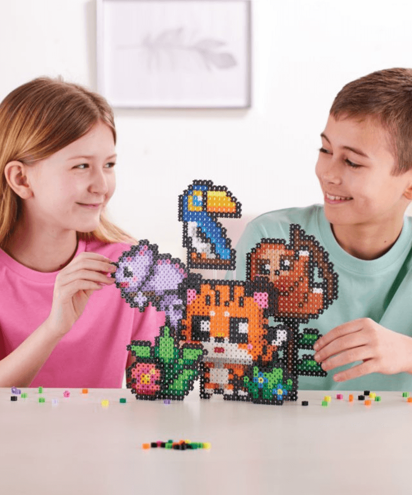 خيارات الشخصيات Simbrix Connect &amp; Wow Jungle Party Pack مع أكثر من 1500 بريكس، لعبة بناء Pixel Arts and Crafts ثنائية وثلاثية الأبعاد، لعبة بناء STEAM إبداعية وخيالية للأولاد والبنات من سن 5 سنوات فما فوق