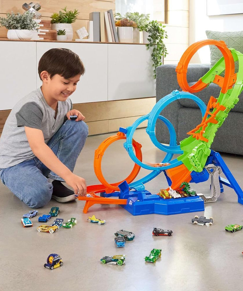 Hot Wheels Action 4-Loop Crash Out Track Set, Toy Car Track with 4 Loops, 3-Way Crash Zone, Motorized Booster, Folds for Storage, Includes 1:64 Scale Car, Kids Toys
