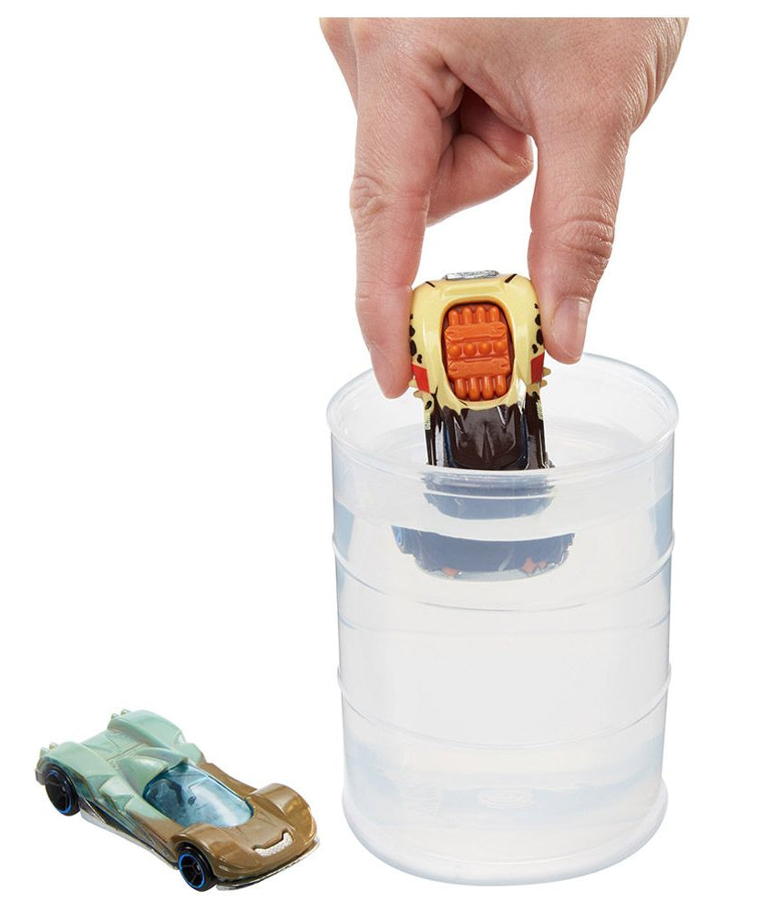 Hot Wheels Color Reveal 2 Pack Vehicles, 1:64 Scale Cars with Surprise Designs, Color-Change Feature, Dunk Tank Playset, Kids Toys for Ages 3+