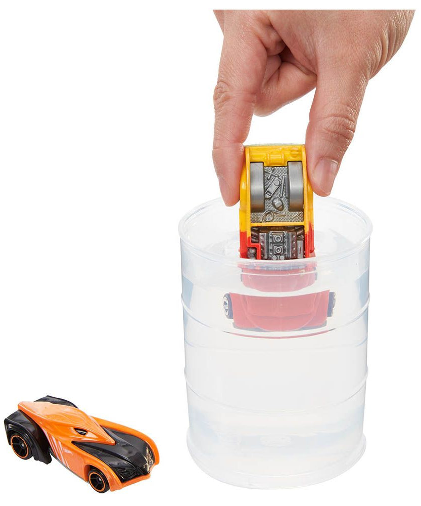 Hot Wheels Color Reveal 2 Pack Vehicles, 1:64 Scale Cars with Surprise Designs, Color-Change Feature, Dunk Tank Playset, Kids Toys for Ages 3+