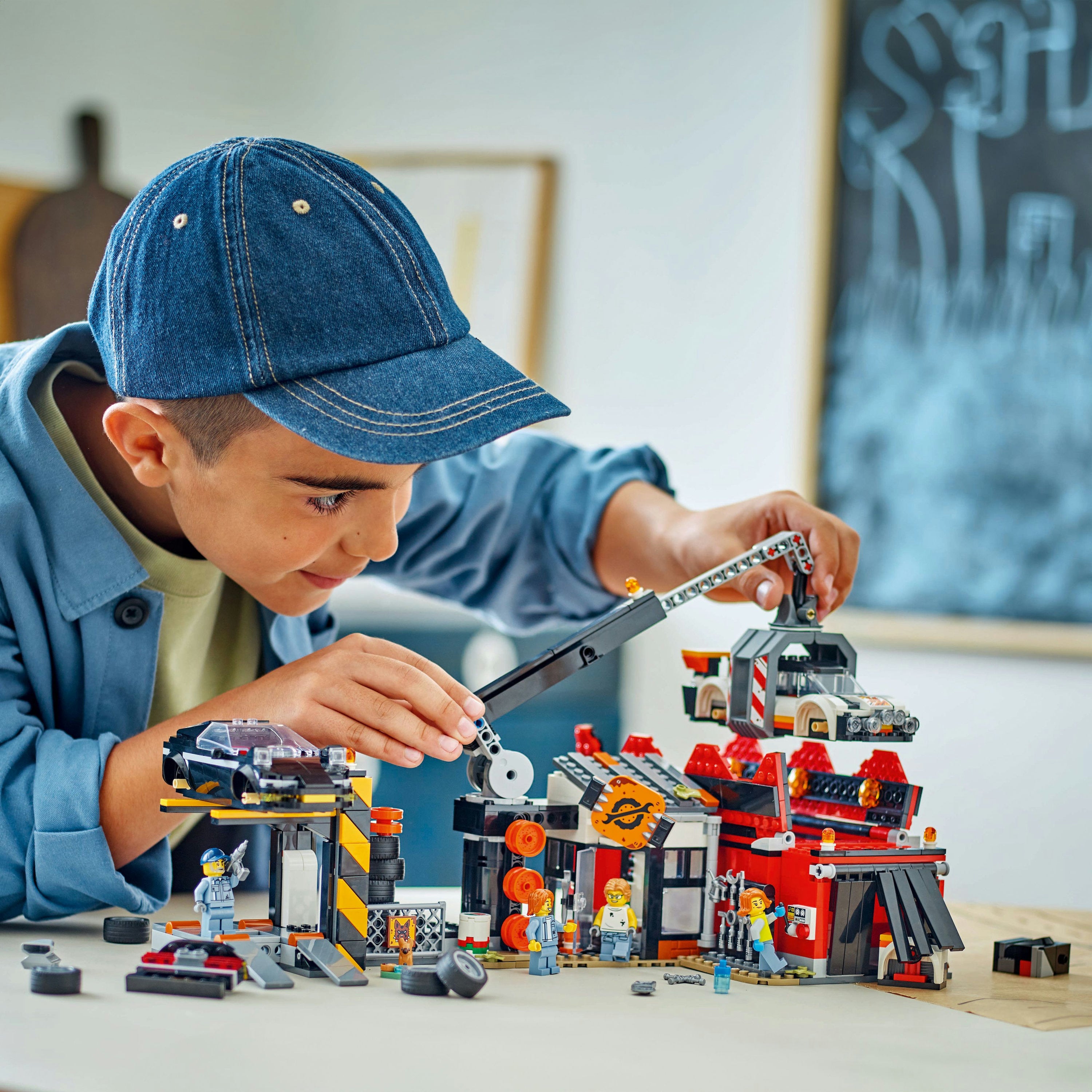 LEGO City 60472 Scrapyard with Cars V29 for Boys 7+ Creative Building Toy with Vehicles and Roleplay