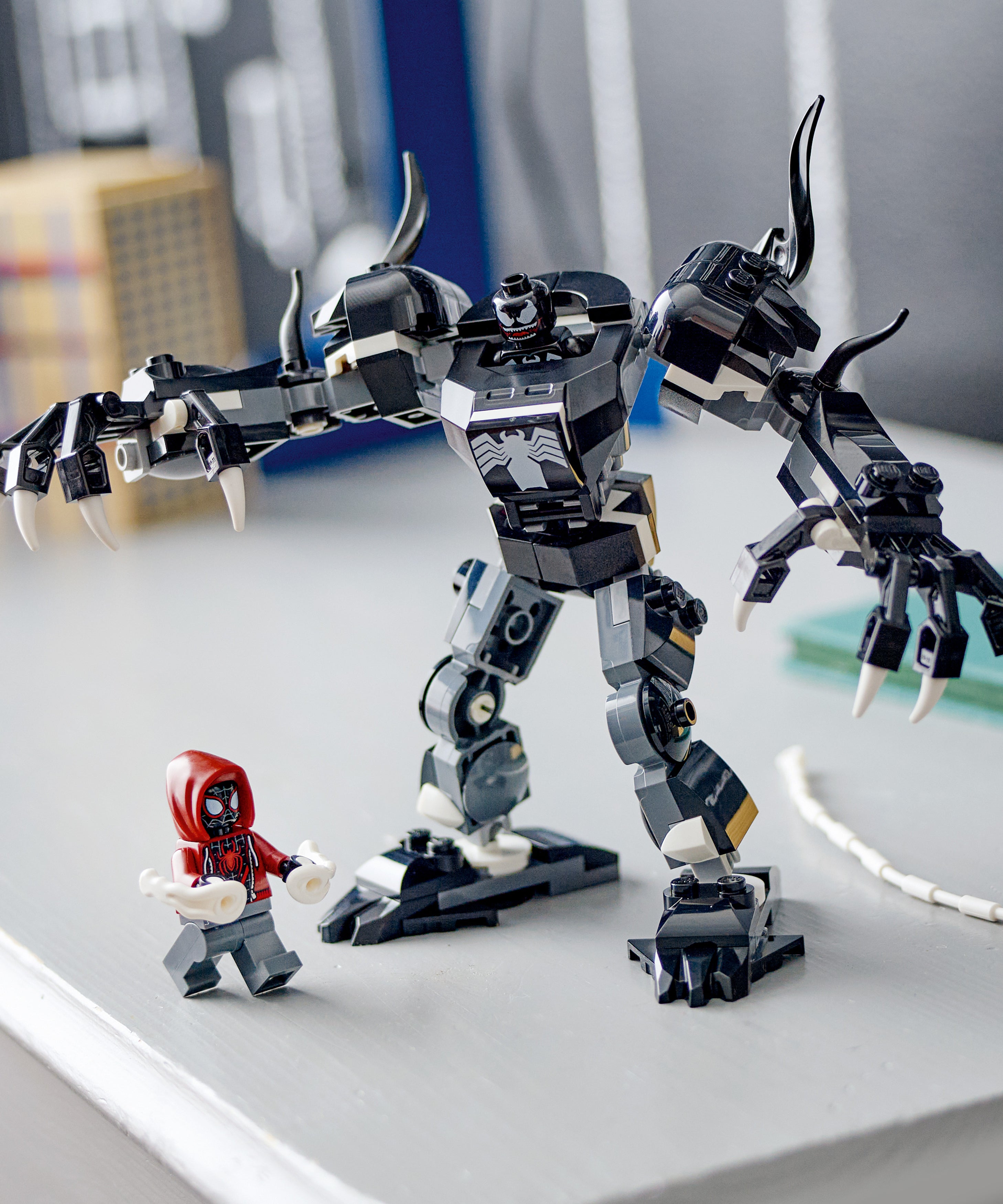 LEGO Super Heroes 76276 Venom Mech Armor vs Miles Morales Action Set for Kids 6+