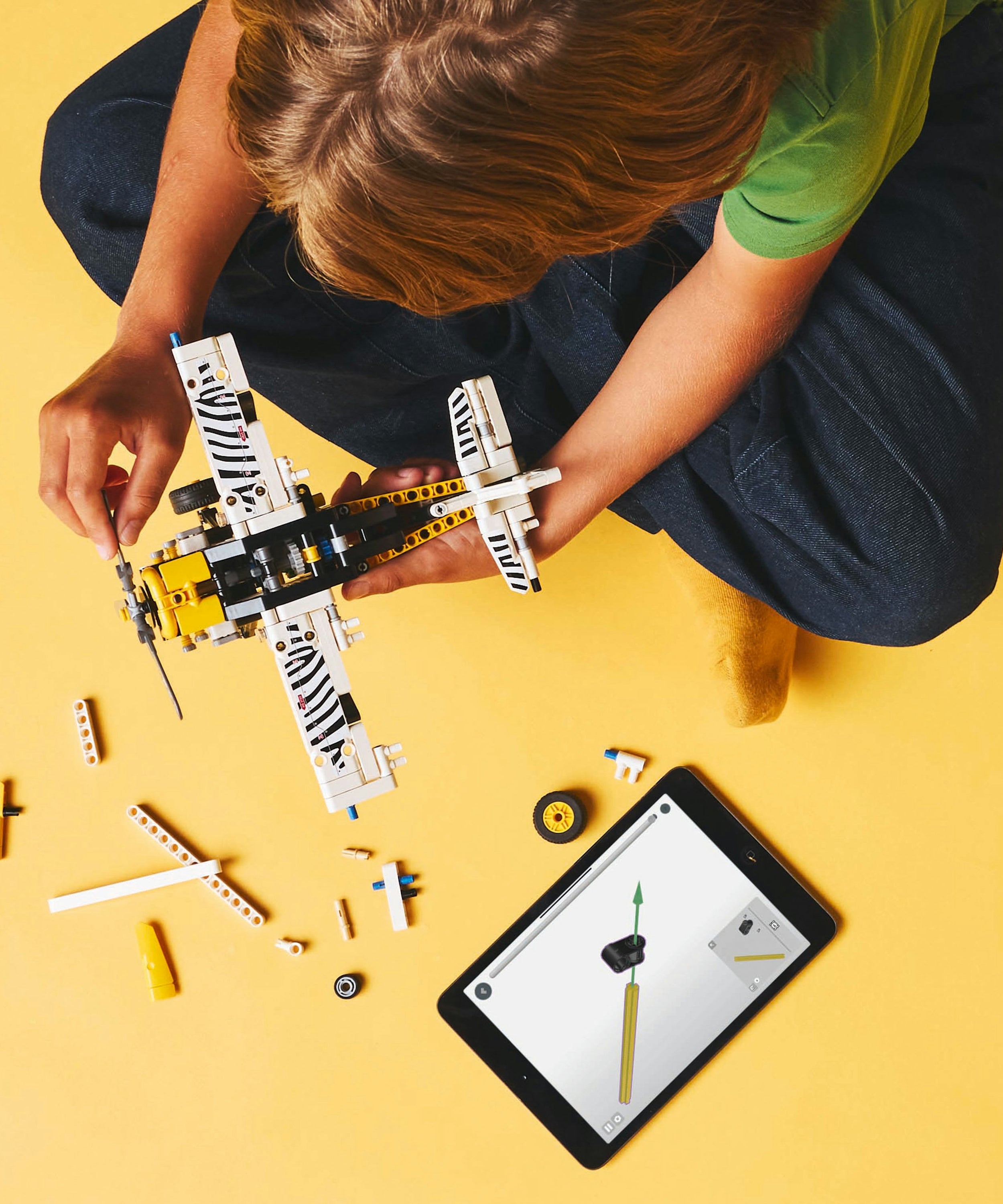 LEGO Technic 42198 Bush Plane V29 for Boys 8+ Realistic Aircraft Building Toy with Rotating Propeller