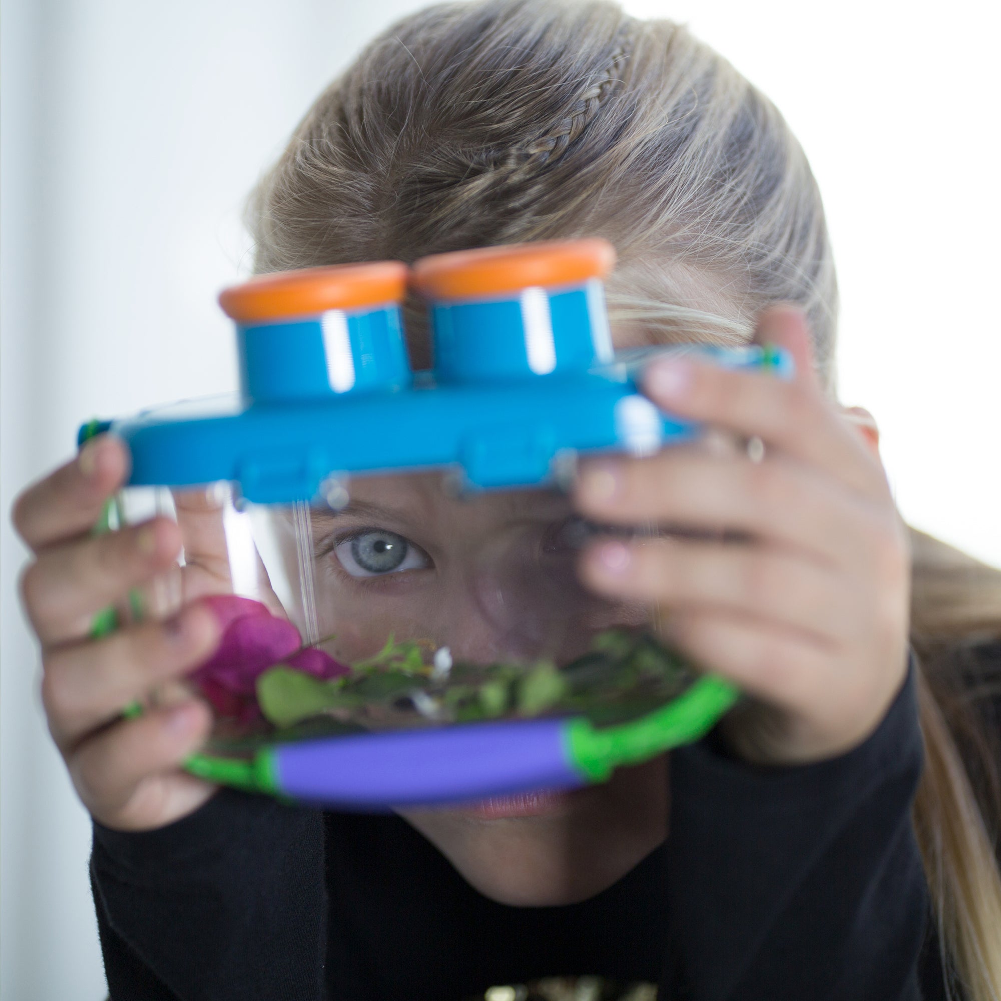 موارد التعلم GeoSafari Jr. Bugnoculars، أداة استكشاف للأطفال مع تكبير 3x و2x، عارض آمن للحشرات والعينات، للأعمار من 3 سنوات فما فوق