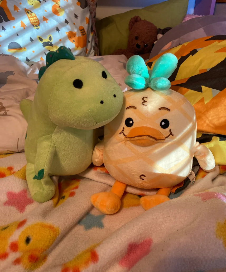 Official Moriah Elizabeth Georgie Plushie, Soft Pineapple-Inspired Stuffed Toy with PP Cotton Filling, 6 × 10 Inches, Collectible Character Plush for Fans and Gifting