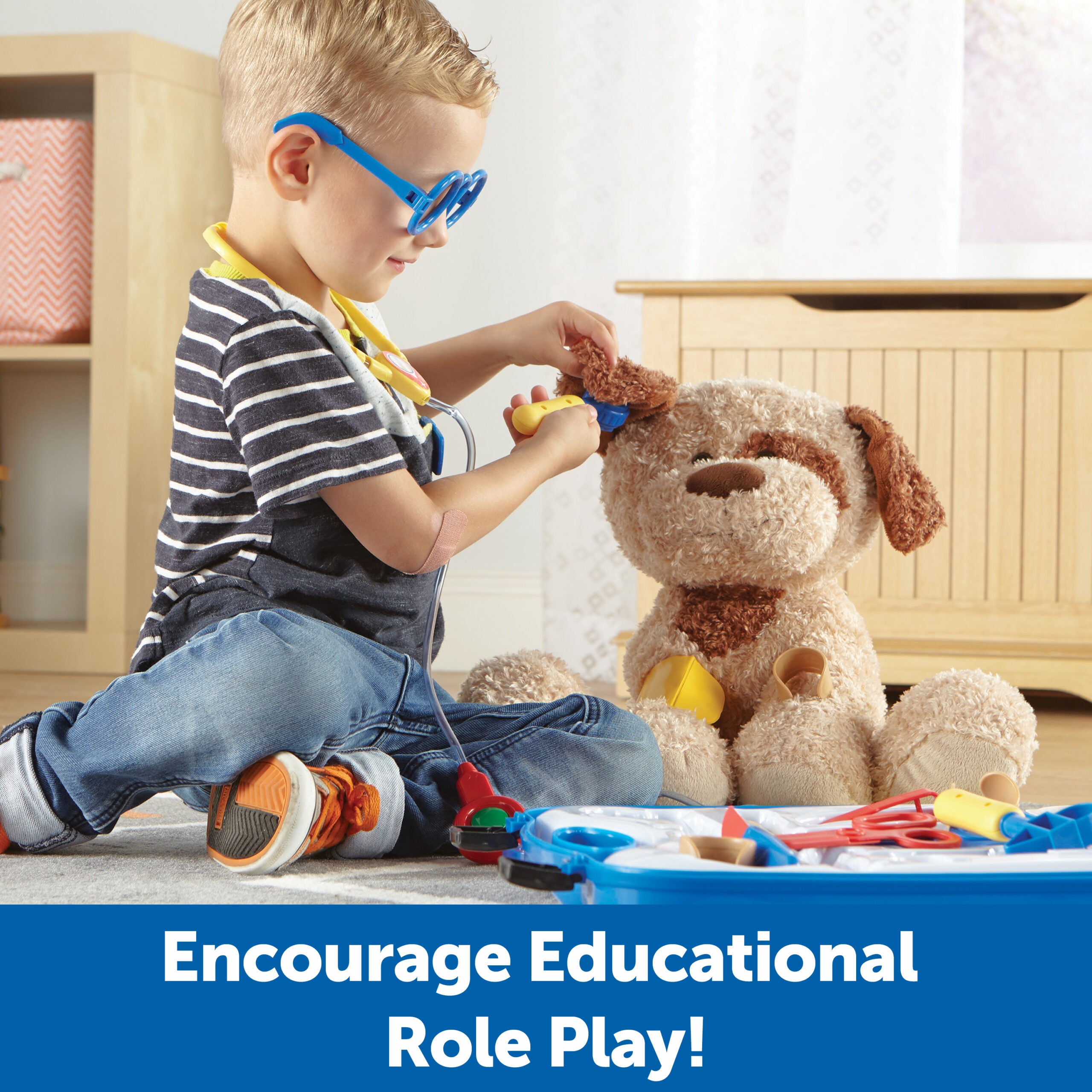 مجموعة أدوات الطبيب التظاهري من Learning Resources، مجموعة أدوات طبية للأطفال مكونة من 19 قطعة مع سماعة طبية وأصوات جهاز استدعاء، لعبة لعب الأدوار للعب الخيالي وتنمية اللغة، للأعمار من 3 سنوات فما فوق