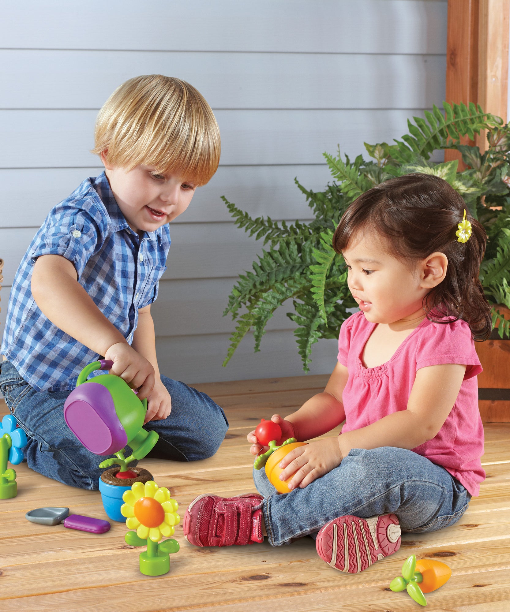 Learning Resources New Sprouts Grow It! Gardening Play Set, Pretend Play Flower and Vegetable Garden Toy, Ages 2 Plus