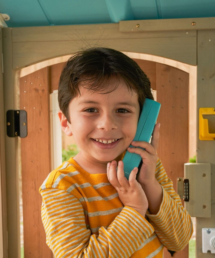 KidKraft Oceanfront Outdoor Playhouse, Cedar Wood Beach Café Style, Grande Size, Playhouse for Kids Ages 3 to 10, EZ Kraft Assembly, Interactive Windows, Bell and Mailbox