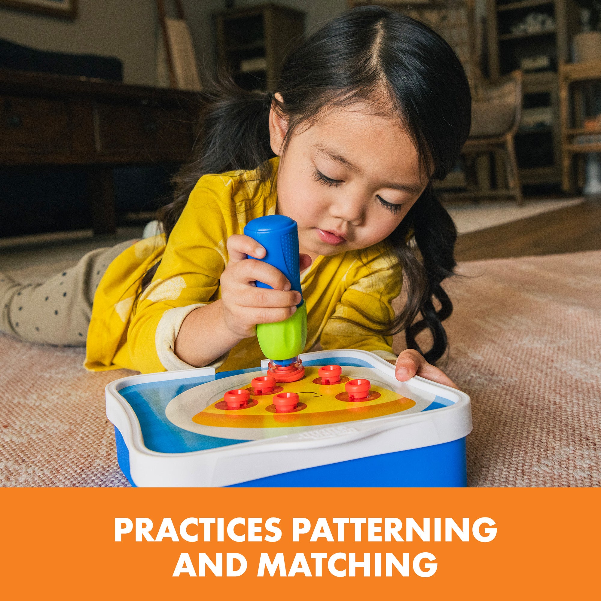 ورشة عمل تصميم وحفر المسامير من Learning Resources، لعبة بناء STEM مكونة من 54 قطعة مع بطاقات أنشطة، لبناء المهارات الحركية الدقيقة للأعمار من 3 سنوات فما فوق