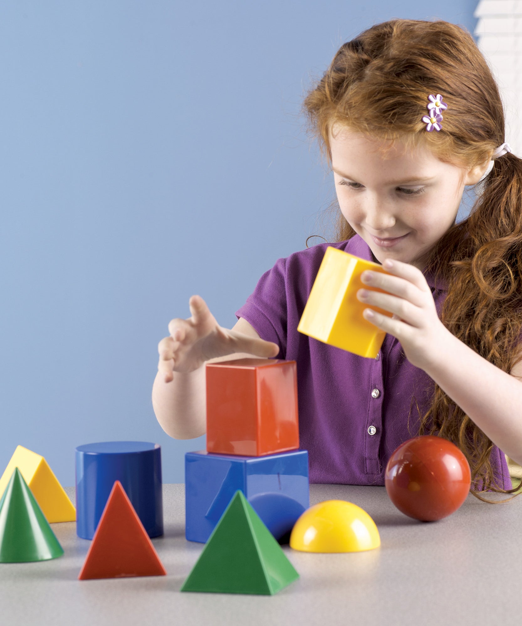 مجموعة أشكال هندسية بلاستيكية كبيرة من Learning Resources، 10 أشكال ثلاثية الأبعاد متينة بأبعاد 8 سم، تعليم عملي للرياضيات والعلوم والتكنولوجيا والهندسة والرياضيات (STEM) للأعمار من 8 سنوات فما فوق