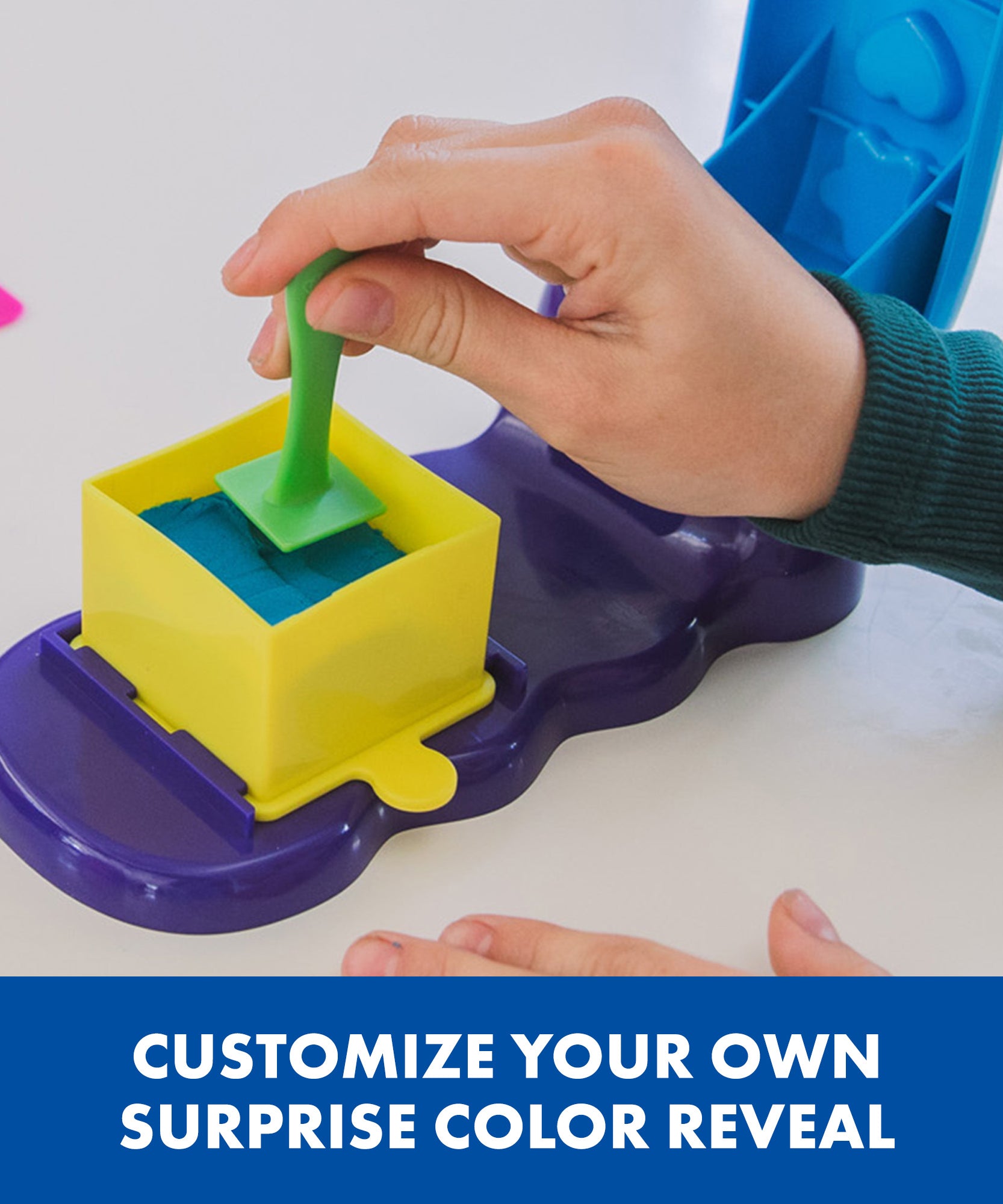 مجموعة رمل اللعب الحسي من بلاي فوم ساند ماجيك ريفيل من ليرنينج ريسورسز، مع 4 ألوان، و11 أداة ومحطة تصميم، ومرح إبداعي ومهارات حركية دقيقة للأطفال، لا يجف أبدًا، للأعمار من 3 سنوات فما فوق