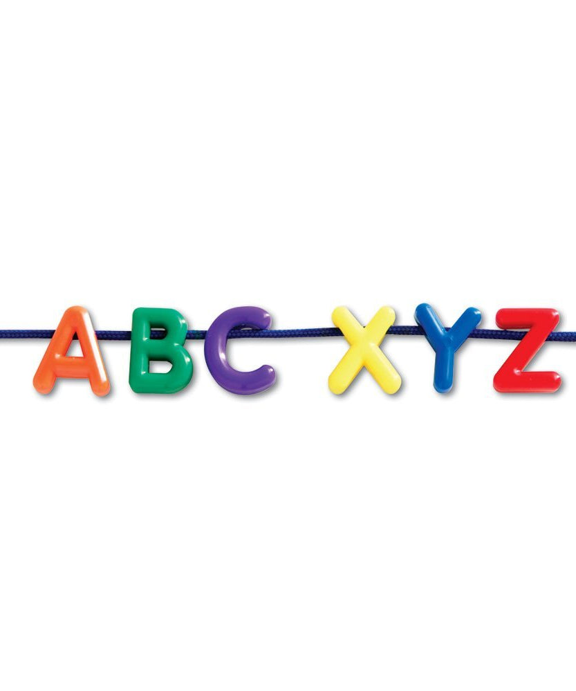 مجموعة تعليم الحروف الأبجدية من Learning Resources، تُنمّي مهارات التعرّف على الحروف والمهارات الحركية الدقيقة للأطفال في المراحل المبكرة
