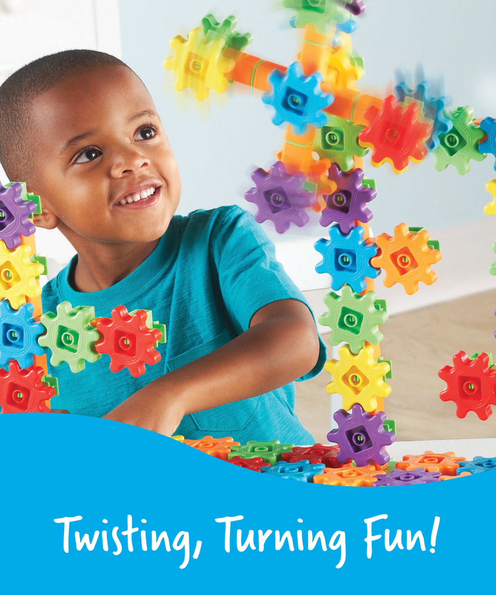 مجموعة بناء "جيرز! جيرز! جيرز!" الرائعة (مجموعة من ١٥٠ قطعة)، تُنمي الإبداع العملي والمهارات الحركية الدقيقة